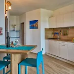 Mit Balkon By Interhome Apartment *