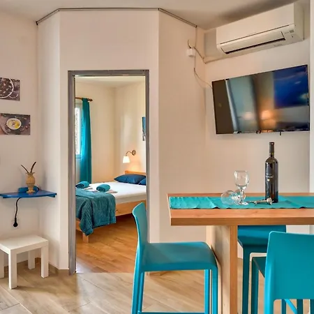 Mit Balkon By Interhome Medulin