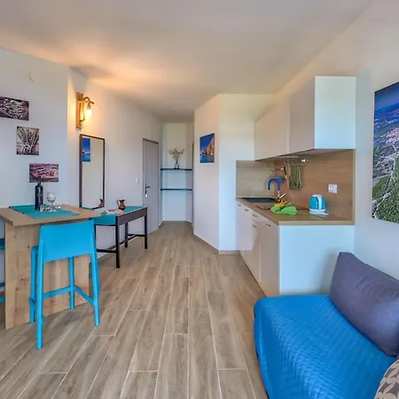 Apartamento Mit Balkon By Interhome Medulin