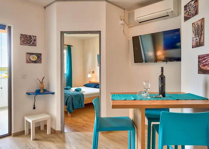 Mit Balkon By Interhome Medulin